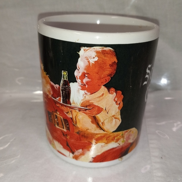 Vintage Coke 1995 Coca-Cola Mug Cup Christmas Ceramic 12 oz Season Greetings - Picture 3 of 4
